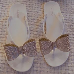 Aldo Rhinestone Bow Sandals size 6